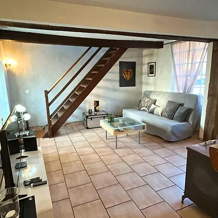 De Charme Dans Longere Avec Jacuzzi Privatif A